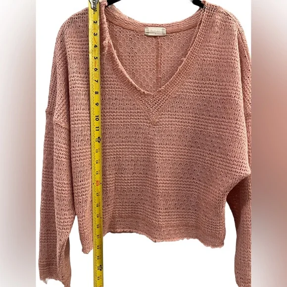 Altar’d State Women’s Distressed Pink Sweater Size S - Picture 2 of 7